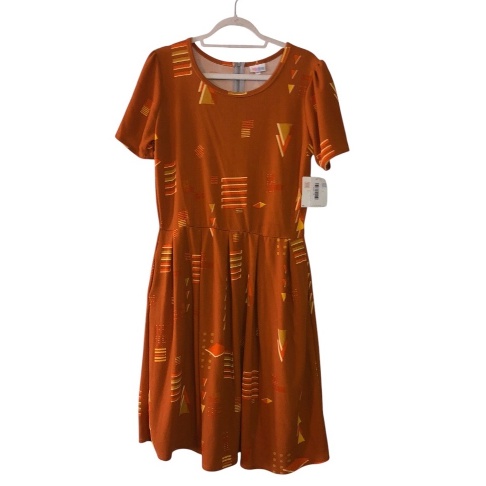 NWT- LuLaRoe Amelia geometric dress